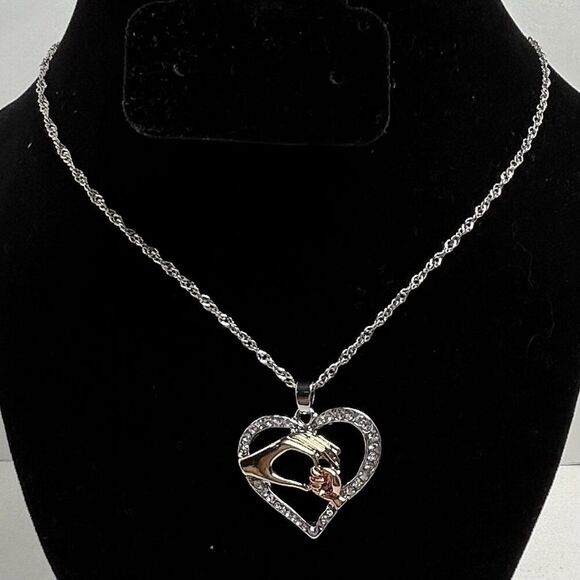 Vintage 21" 18kt Gold Plated Statement Necklace w/ Heart Pendant - Picture 1 of 5
